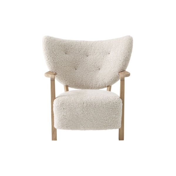 Wulff ATD2 Lounge Chair and ATD3 Pouf, Sheepskin moonlight/oiled oak Wulff ATD2 Lounge Chair and ATD3 Pouf, Sheepskin moonlight/oiled oak, &Tradition