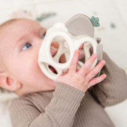 Sheepy Grip & Teether Toy, sand, Done by Deer