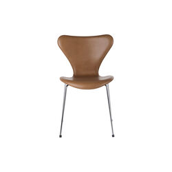 Series 7™ 3107 Fully Upholstered Chair, Grace Walnut, Fritz Hansen
