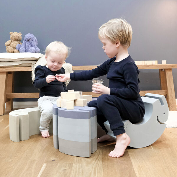 Elephant S, cloudy blue, bObles