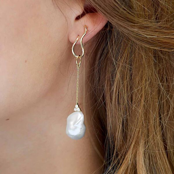 Fryd Barok Pearl Ear-Pendant, gold, Ro Copenhagen