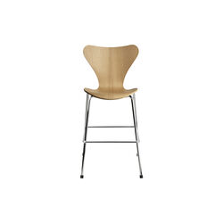 Series 7™ 3177 Junior Chair, oak, Fritz Hansen
