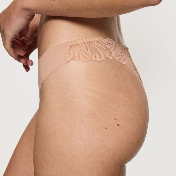 Pretty Micro String, neutral beige, Triumph