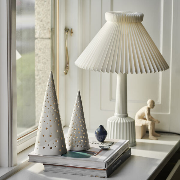 Nobili Tealight Holder High, snow white Nobili Tealight Holder High, snow white, Kähler