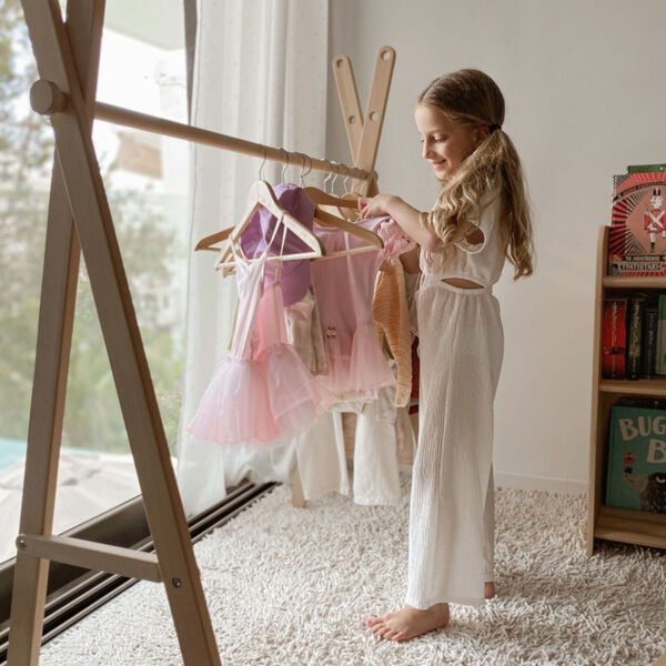 Grow’ Clothes rail, Curve-Lab