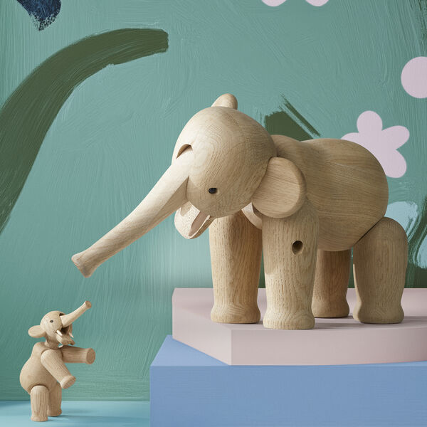 Elephant large, oak, Kay Bojesen Denmark