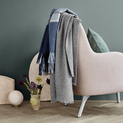 Manhattan Throw, steel blue/dusty ocean, ELVANG