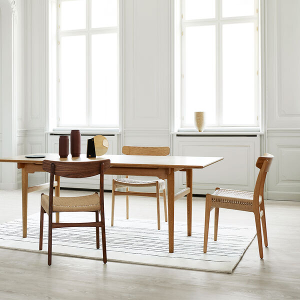 CH23 Dining Chair, oiled walnut/natural, Carl Hansen & S&oslash;n