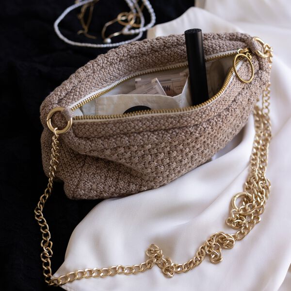 Knitted Clutch Chain Petra, tiger melange, By LOHN