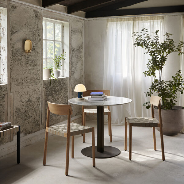Betty TK1 Dining Chair, oak/linen, &Tradition