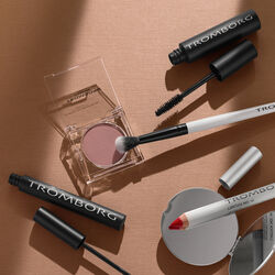 Shadow Velvet, Tromborg