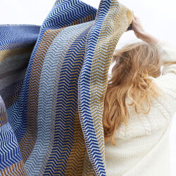 FRI Half Size Throw, november view, R&oslash;ros Tweed