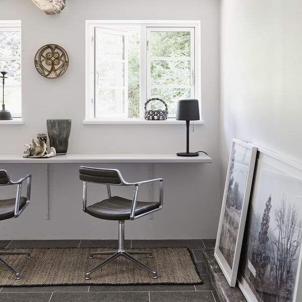 VIPP530 Table Lamp, black, Vipp