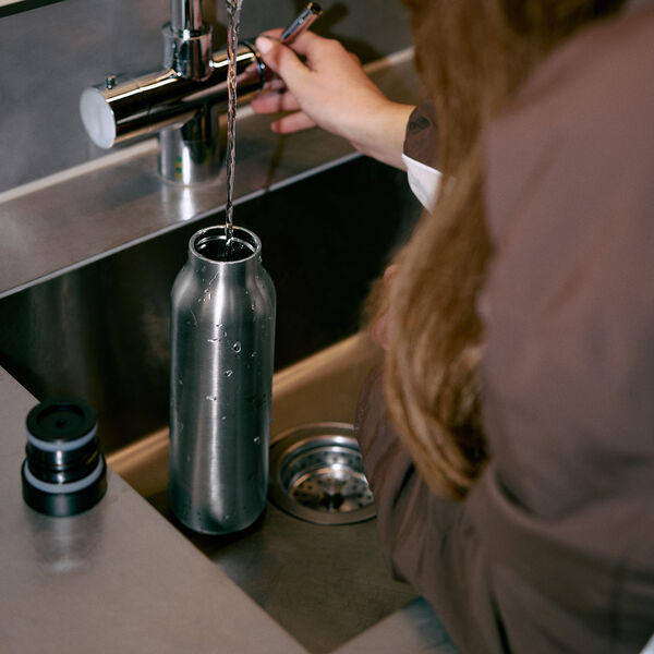 Urban thermo flask 0.7 L Steel/Black, Eva Solo