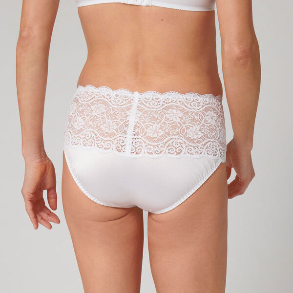 Amourette 300 Maxi X Briefs, white Amourette 300 Maxi X Briefs, white, Triumph