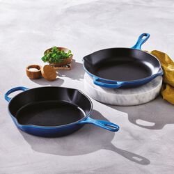 Signature cast iron deep skillet &Oslash; 26 cm, azure blue, Le Creuset