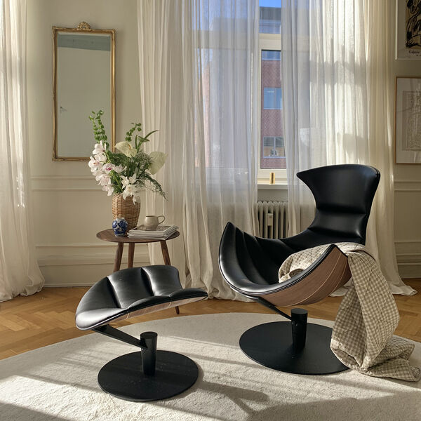 The Lobster Chair, walnut/black, Bruunmunch Furniture