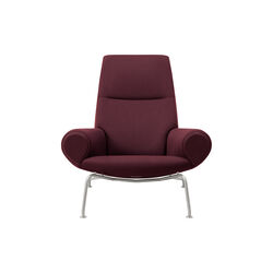 Wegner Queen Chair | Indian Red | Lounge Chair + Ottoman, Fredericia Furniture