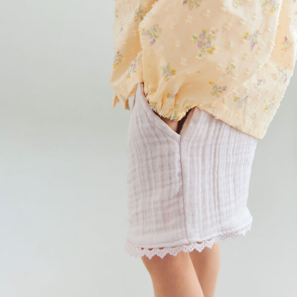 Shirt Gerda, barely apricot flowers, Wheat