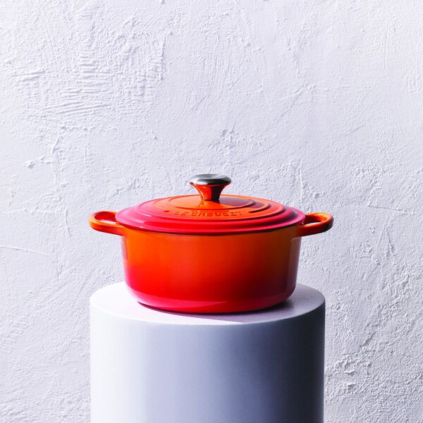 Signature round cast iron pot &Oslash; 20 cm, volcanic, Le Creuset