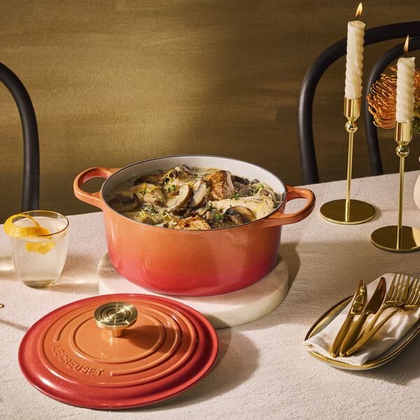 Round cast iron Anniversary round casserole &Oslash; 24 cm, flamme dor&eacute;e, Le Creuset