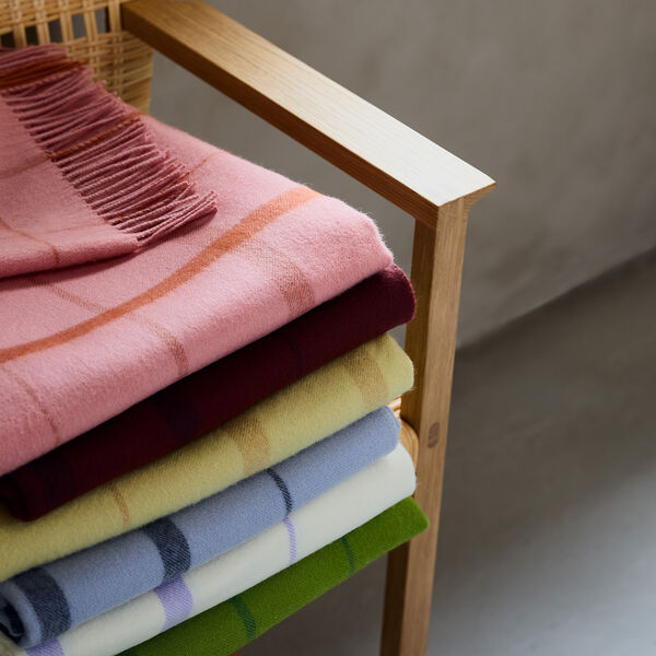 Warp and Weft Throw, 02103 love - coral/amber, Silkeborg Uldspinderi