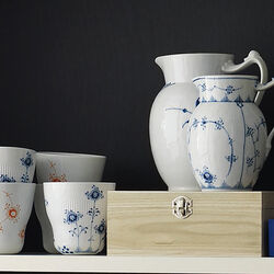 Blue Fluted Mega Jug 90 cl, Royal Copenhagen