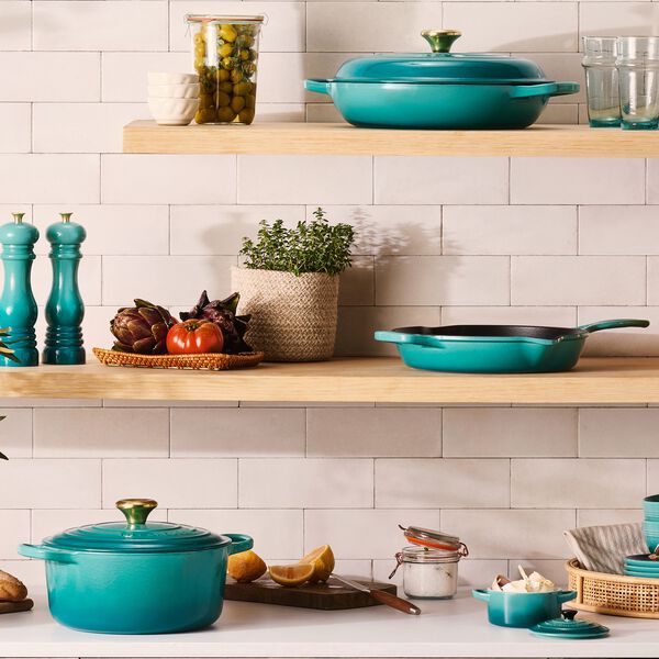 Signature cast iron round skillet &Oslash; 23 cm, bleu riviera, Le Creuset