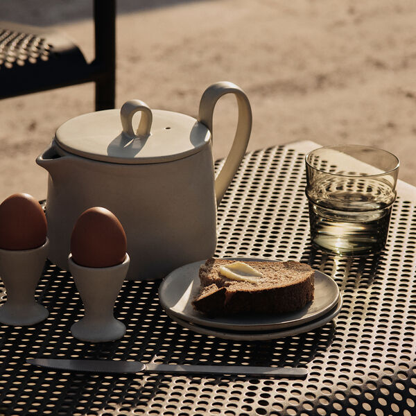 Flow Egg Cups 2 pcs, off-white speckle, Ferm Living