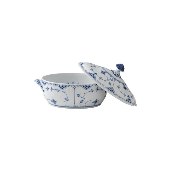 Blue Fluted Half Lace Tureen with Lid 200 cl Blue Fluted Half Lace Tureen with Lid 200 cl, Royal Copenhagen