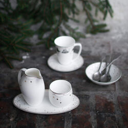 Christmas Morning Garlands | Sugar and cream set, Wik & Wals&oslash;e