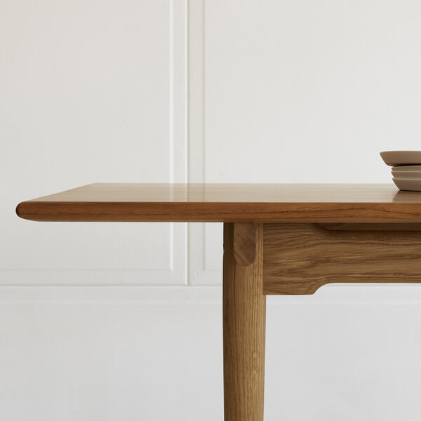 CH327 Dining Table, oiled teak/oiled oak CH327 Dining Table, oiled teak/oiled oak, Carl Hansen & Søn