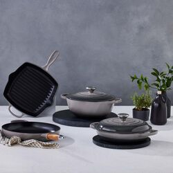 Signature cast iron square grillit 26 cm, flint, Le Creuset