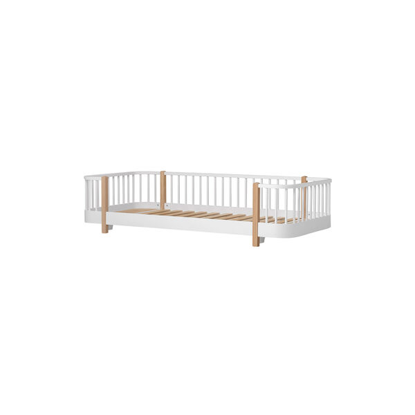 Wood Original Floor Bed, white/oak, Oliver Furniture