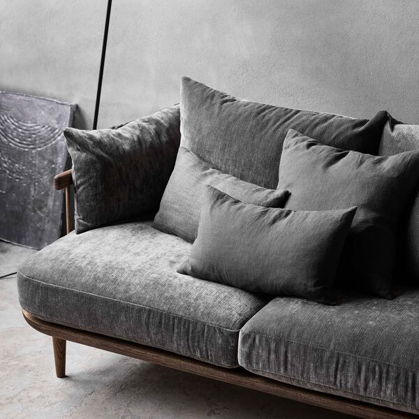 Fly SC3 2-seater Sofa, Hot Madison 093/smoked oiled oak Fly SC3 2-seater Sofa, Hot Madison 093/smoked oiled oak, &Tradition