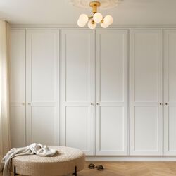 Apiales 6 Ceiling Lamp, brushed brass/opal, Nuura