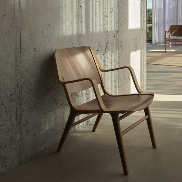 AX HM11 Lounge Chair, lacquered oak/walnut, &Tradition