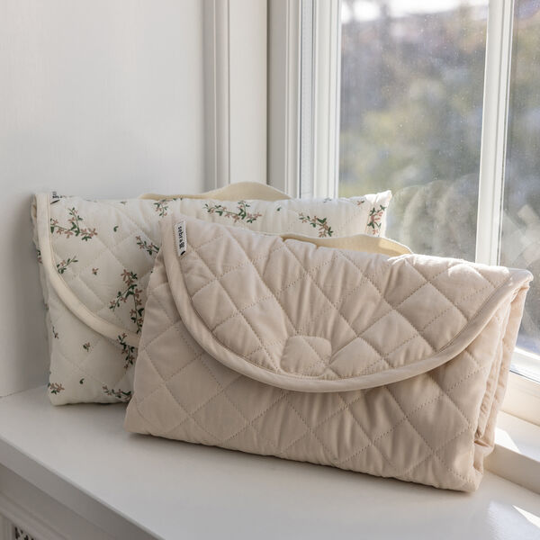 On-the-go Changing Mat, Sebra