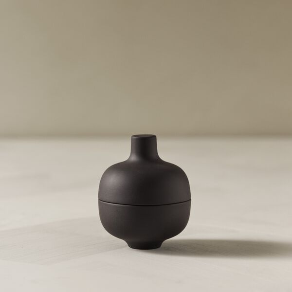 Sand Secrets Small Bowl, black clay Sand Secrets Small Bowl, black clay, Design House Stockholm