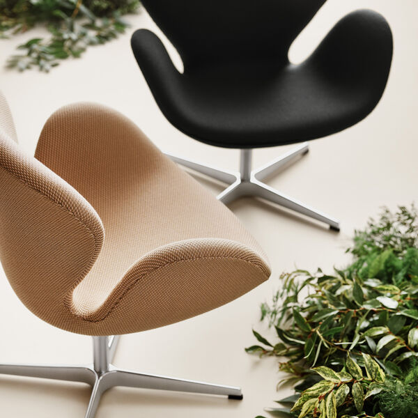 Swan&trade; 3320 Lounge Chair, sand/peach 0238, Fritz Hansen