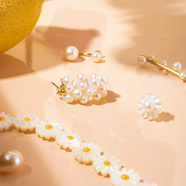 VENUS DAYDREAM DOT EARRINGS, gold plated VENUS DAYDREAM DOT EARRINGS, gold plated, House of Vincent