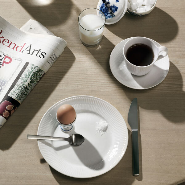 White Fluted Plate Ø 22 cm White Fluted Plate Ø 22 cm, Royal Copenhagen