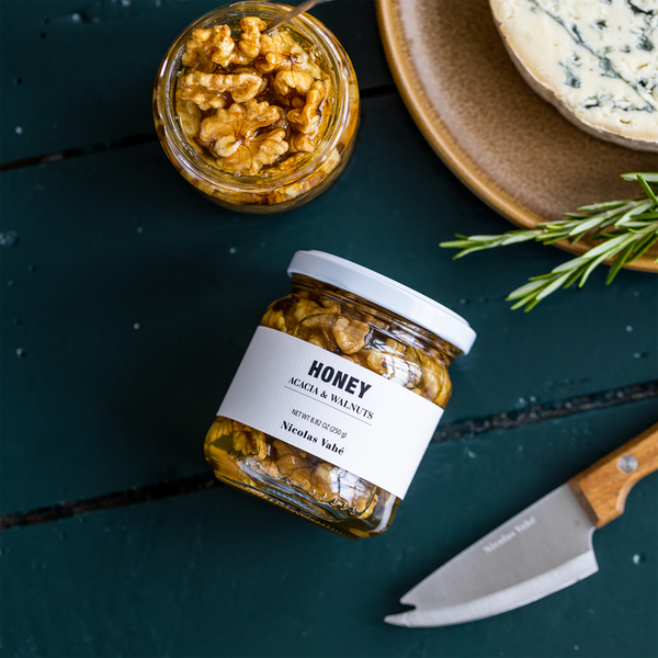 Honey Acacia & walnuts, Nicolas Vah&eacute;