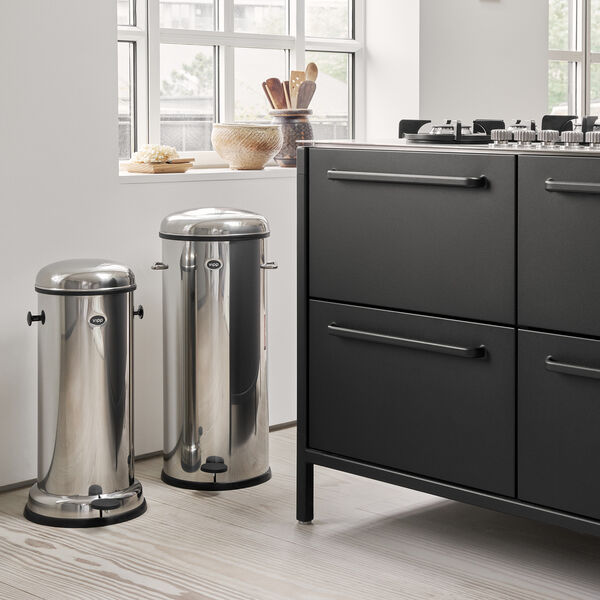 VIPP16 Pedal Bin, stainless steel, Vipp