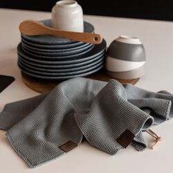 Knitted Cloth, spanish grey, By LOHN