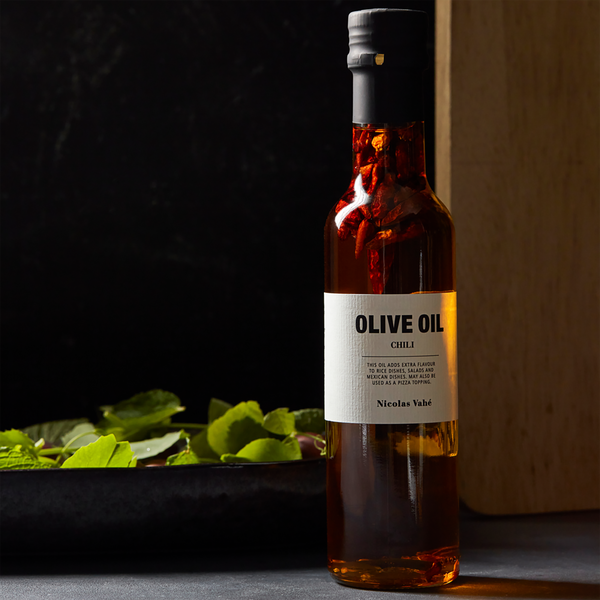 Olive oil Chilli, Nicolas Vah&eacute;