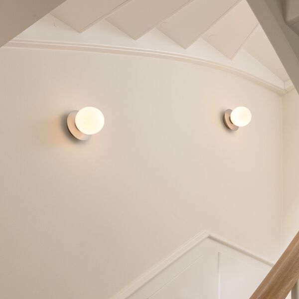 Liila 1 Small Wall Lamp, light silver/opal, Nuura