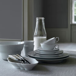 White Fluted Plate Ø 27 cm, Royal Copenhagen