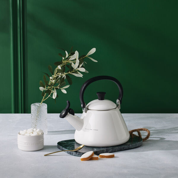 Kone Kettle, white, Le Creuset