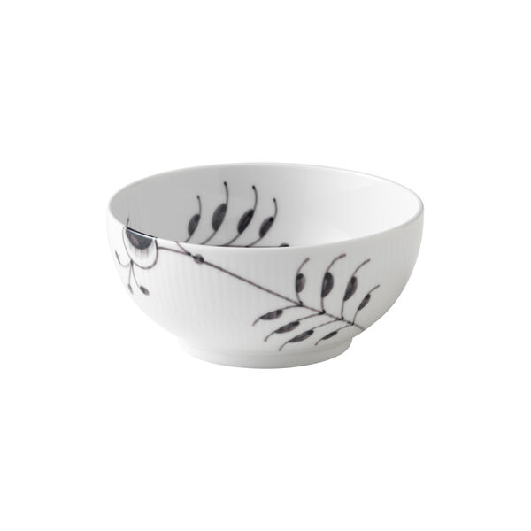 Black Fluted Mega Bowl 73 cl Black Fluted Mega Bowl 73 cl, Royal Copenhagen